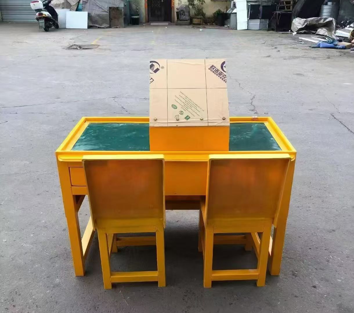 合山防静电导通桌井下煤矿火工品发放桌：危险品流转的安全守护者